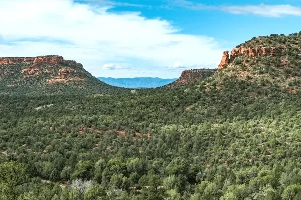Sedona Legend #11 — red rock canyon country