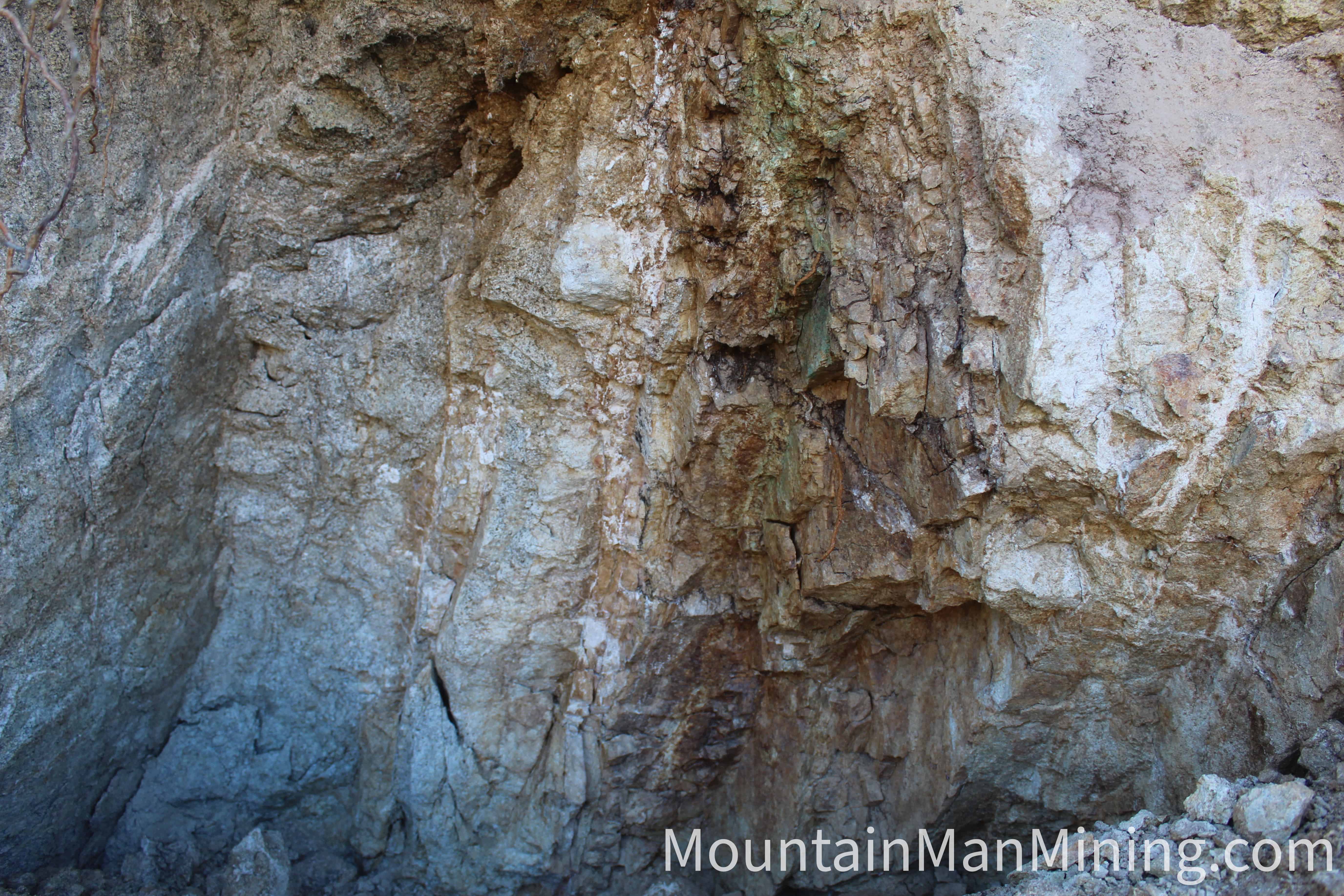 The Enriquez &mdash; Oxidized vein material and altered granite