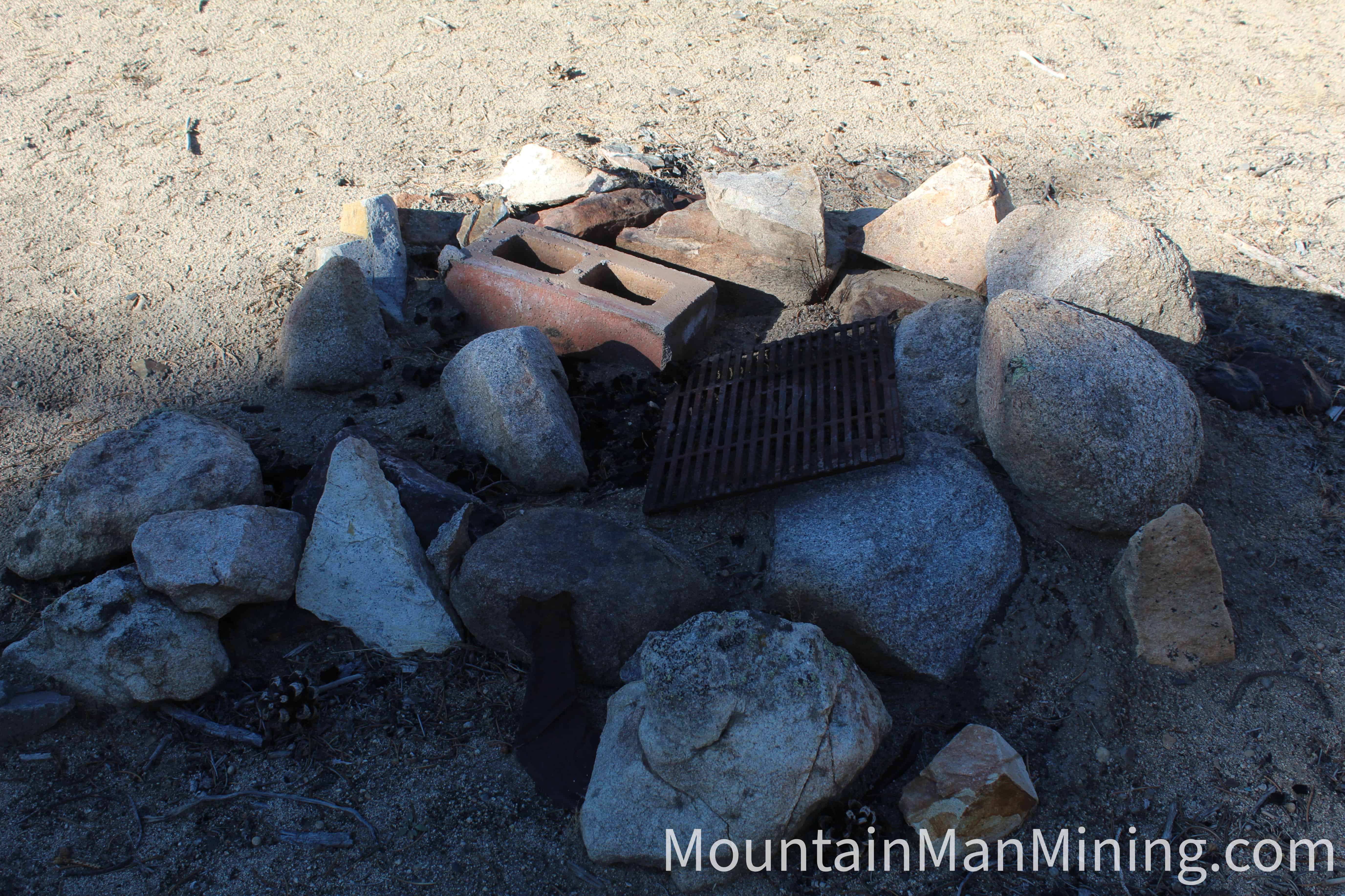 The Enriquez &mdash; Rock cairn claim monument